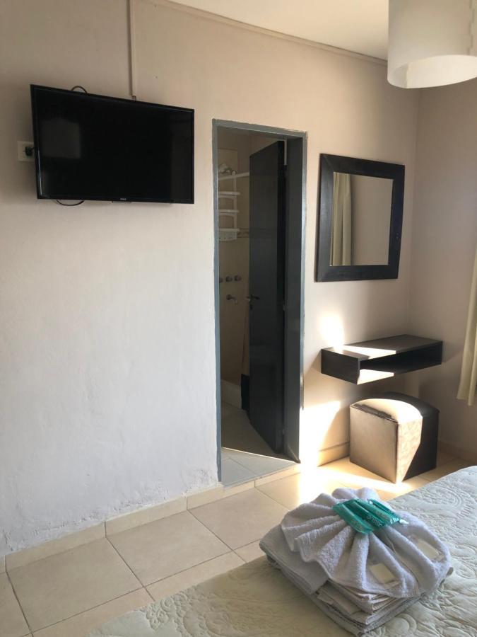 Castellnovo Hotel Villa Carlos Paz Bagian luar foto